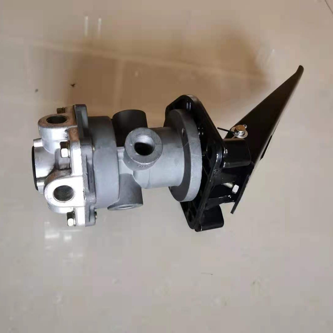 Truck Brake Master Cylinder for V8 EF750